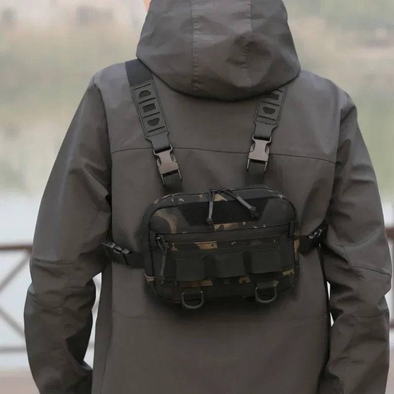 Multifunktionaler Brust-Rucksack mit Molle-System